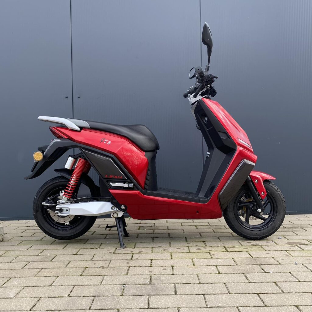 Lifan E3 scooter - Surroncenter E-Enduroshop Talaria Surron occasie 4